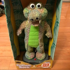 NEW Vtg GEMMY I SING CROCODILE ROCK 1998 ELECTRONIC PLUSH  AUTHENTIC